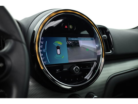 MINI Countryman Cooper SE ALL4 Yours | Pano | HUD | Adapt. Cruise | Memory seat | Camera | Apple CarPlay