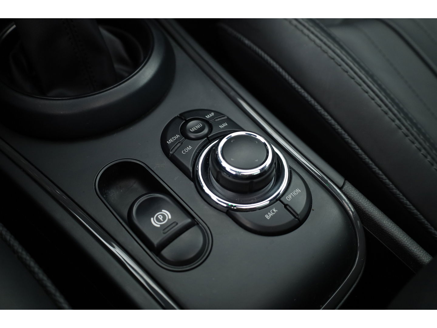 MINI Countryman Cooper SE ALL4 Yours | Pano | HUD | Adapt. Cruise | Memory seat | Camera | Apple CarPlay