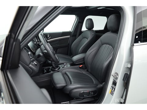 MINI Countryman Cooper SE ALL4 Yours | Pano | HUD | Adapt. Cruise | Memory seat | Camera | Apple CarPlay
