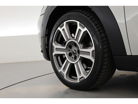 MINI Countryman Cooper SE ALL4 Yours | Pano | HUD | Adapt. Cruise | Memory seat | Camera | Apple CarPlay