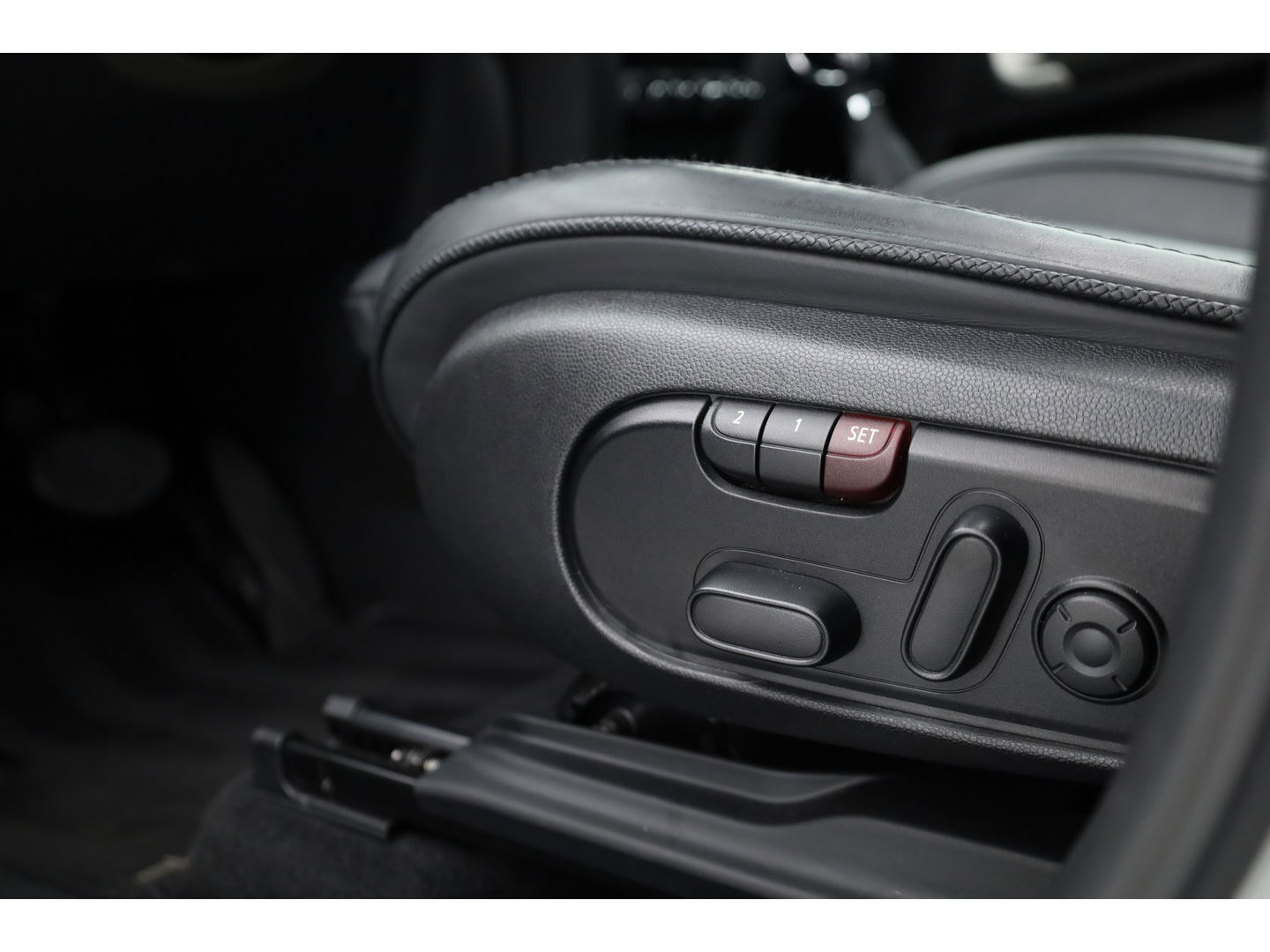 MINI Countryman Cooper SE ALL4 Yours | Pano | HUD | Adapt. Cruise | Memory seat | Camera | Apple CarPlay