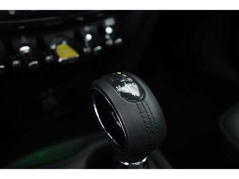 MINI Countryman Cooper SE ALL4 Yours | Pano | HUD | Adapt. Cruise | Memory seat | Camera | Apple CarPlay