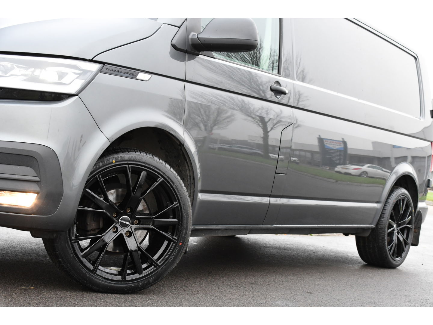 Volkswagen Transporter 2.0 TDI L2H1 30 Highline PB Edition Cruise, Camera, Carplay, LED, 199PK, Automaat, Sensoren, Multimedia, UNIEK!
