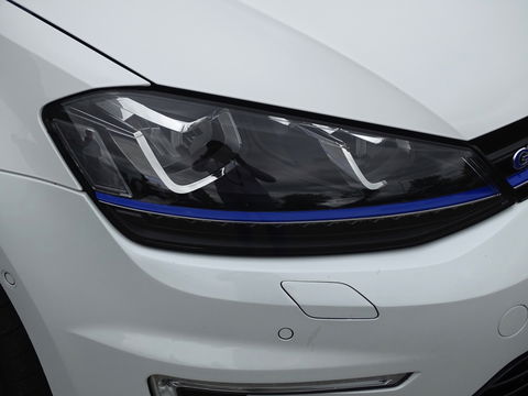 Volkswagen Golf TSI GTE 245PK / GTI R Perf. ed. / LED
