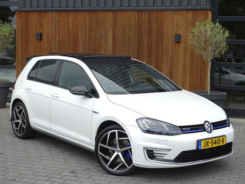 Volkswagen Golf TSI GTE 245PK / GTI R Perf. ed. / LED