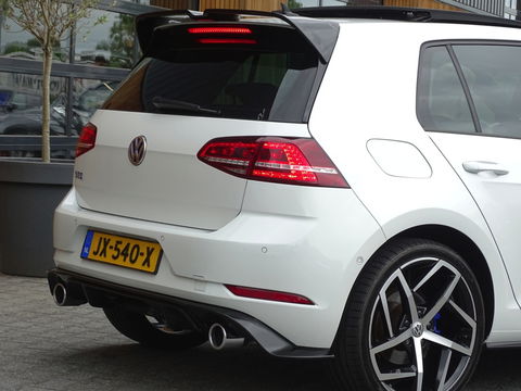 Volkswagen Golf TSI GTE 245PK / GTI R Perf. ed. / LED