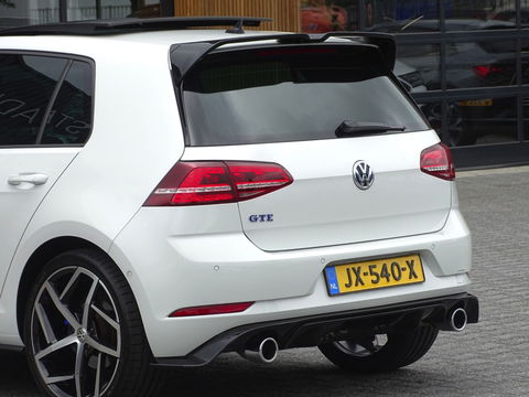 Volkswagen Golf TSI GTE 245PK / GTI R Perf. ed. / LED