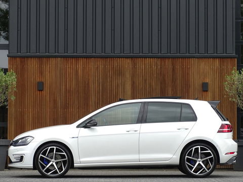 Volkswagen Golf TSI GTE 245PK / GTI R Perf. ed. / LED
