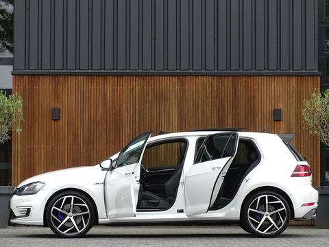 Volkswagen Golf TSI GTE 245PK / GTI R Perf. ed. / LED