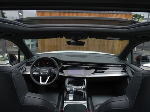 Audi Q7 60 TFSIe 450PK Quattro / Laser / RS Edit. / Softclose / 360° / 2