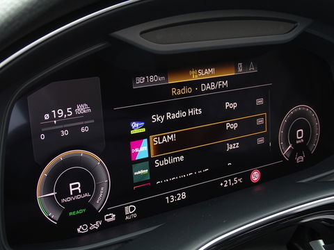 Audi Q7 60 TFSIe 450PK Quattro / Laser / RS Edit. / Softclose / 360° / 2