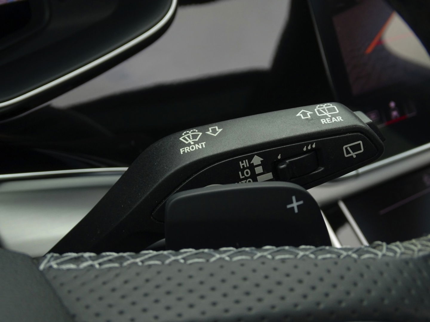 Audi Q7 60 TFSIe 450PK Quattro / Laser / RS Edit. / Softclose / 360° / 2