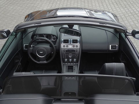 Aston Martin V8 Vantage Roadster 4.3 V8 385PK Sportshift / unieke concours staat / LED