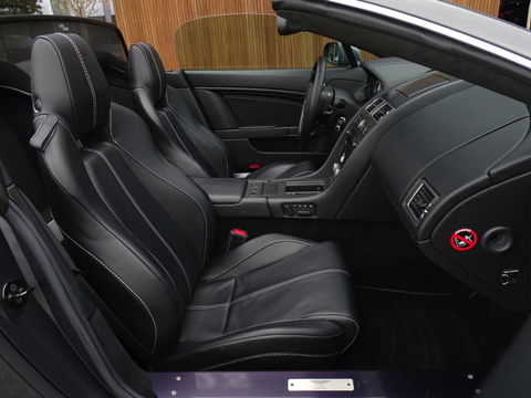 Aston Martin V8 Vantage Roadster 4.3 V8 385PK Sportshift / unieke concours staat / LED