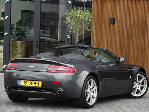 Aston Martin V8 Vantage Roadster 4.3 V8 385PK Sportshift / unieke concours staat / LED