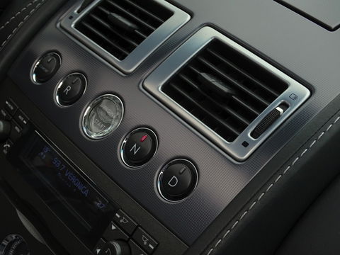 Aston Martin V8 Vantage Roadster 4.3 V8 385PK Sportshift / unieke concours staat / LED