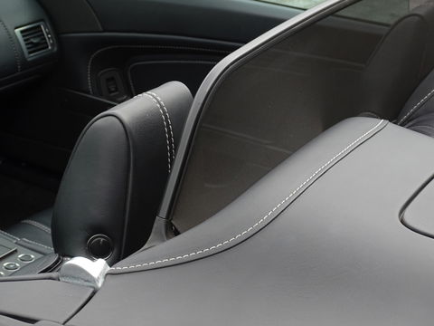 Aston Martin V8 Vantage Roadster 4.3 V8 385PK Sportshift / unieke concours staat / LED