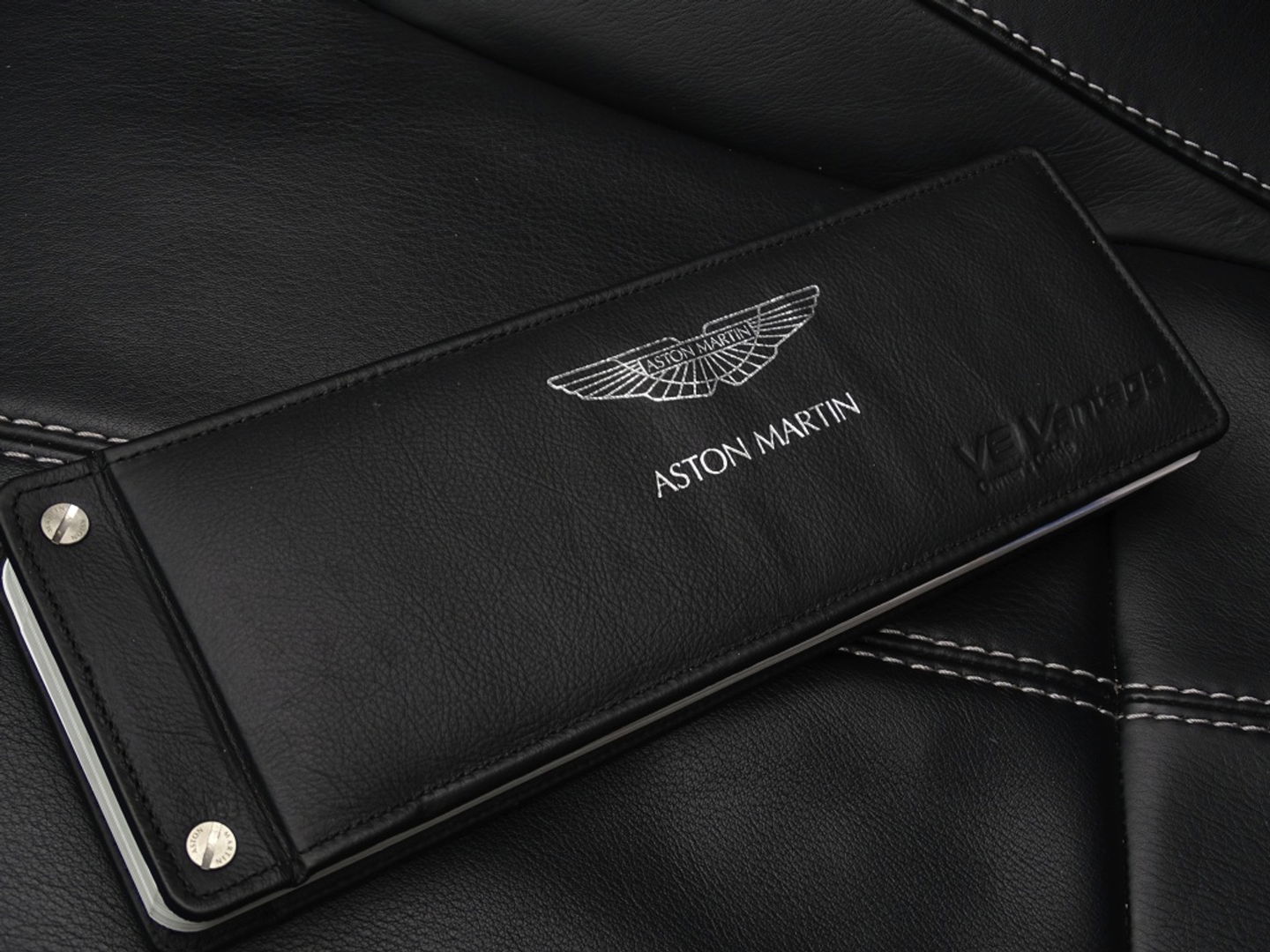 Aston Martin V8 Vantage Roadster 4.3 V8 385PK Sportshift / unieke concours staat / LED