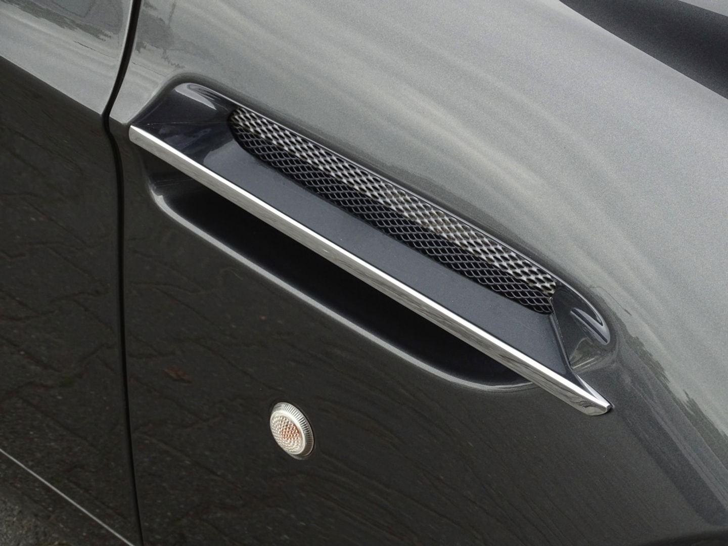 Aston Martin V8 Vantage Roadster 4.3 V8 385PK Sportshift / unieke concours staat / LED