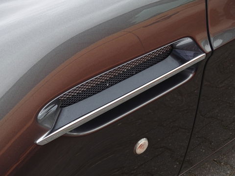Aston Martin V8 Vantage Roadster 4.3 V8 385PK Sportshift / unieke concours staat / LED