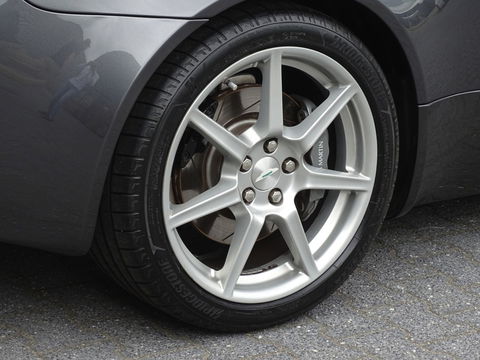 Aston Martin V8 Vantage Roadster 4.3 V8 385PK Sportshift / unieke concours staat / LED