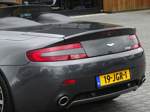 Aston Martin V8 Vantage Roadster 4.3 V8 385PK Sportshift / unieke concours staat / LED