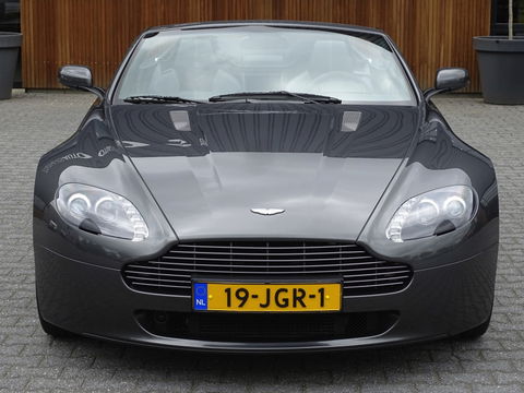 Aston Martin V8 Vantage Roadster 4.3 V8 385PK Sportshift / unieke concours staat / LED