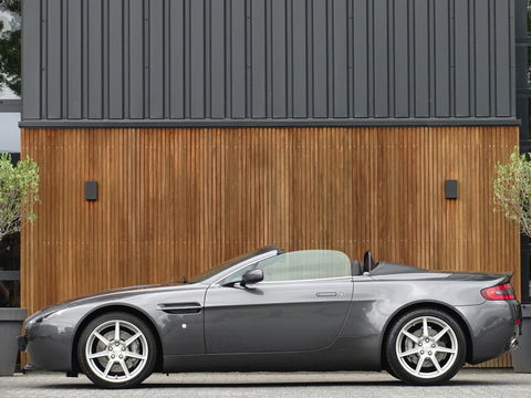 Aston Martin V8 Vantage Roadster 4.3 V8 385PK Sportshift / unieke concours staat / LED