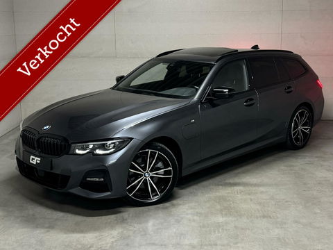 BMW 3 Serie Touring 320e High Executive
