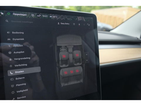 Tesla Model 3 Long Range 350pk AWD 75 kWh Panoramadak NLauto Leder Autopilot