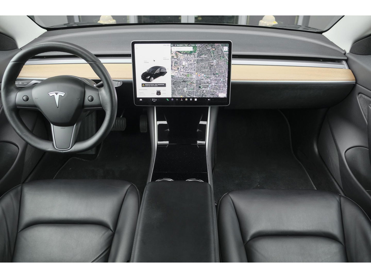 Tesla Model 3 Long Range 350pk AWD 75 kWh Panoramadak NLauto Leder Autopilot