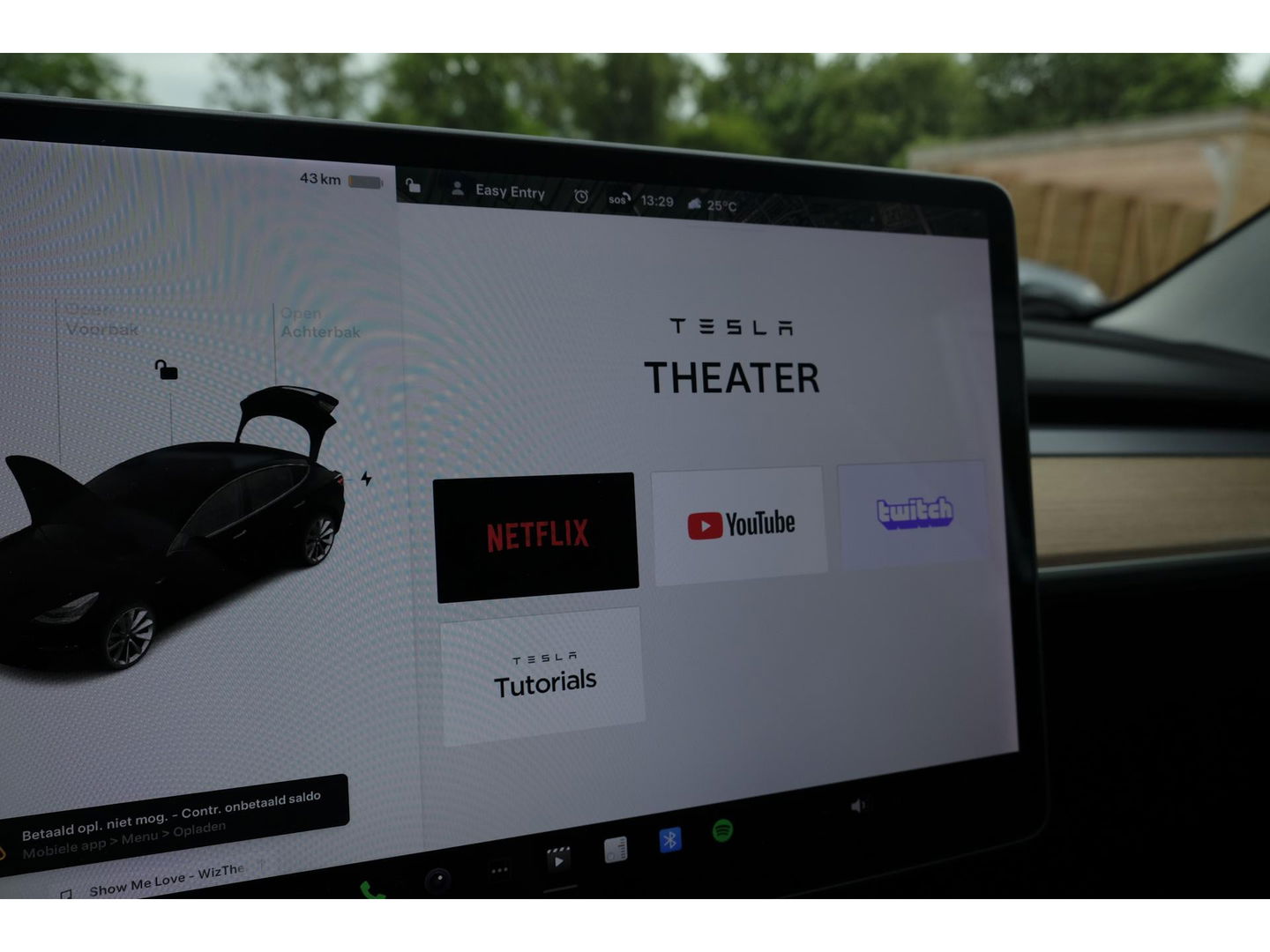 Tesla Model 3 Long Range 350pk AWD 75 kWh Panoramadak NLauto Leder Autopilot
