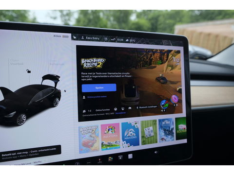 Tesla Model 3 Long Range 350pk AWD 75 kWh Panoramadak NLauto Leder Autopilot