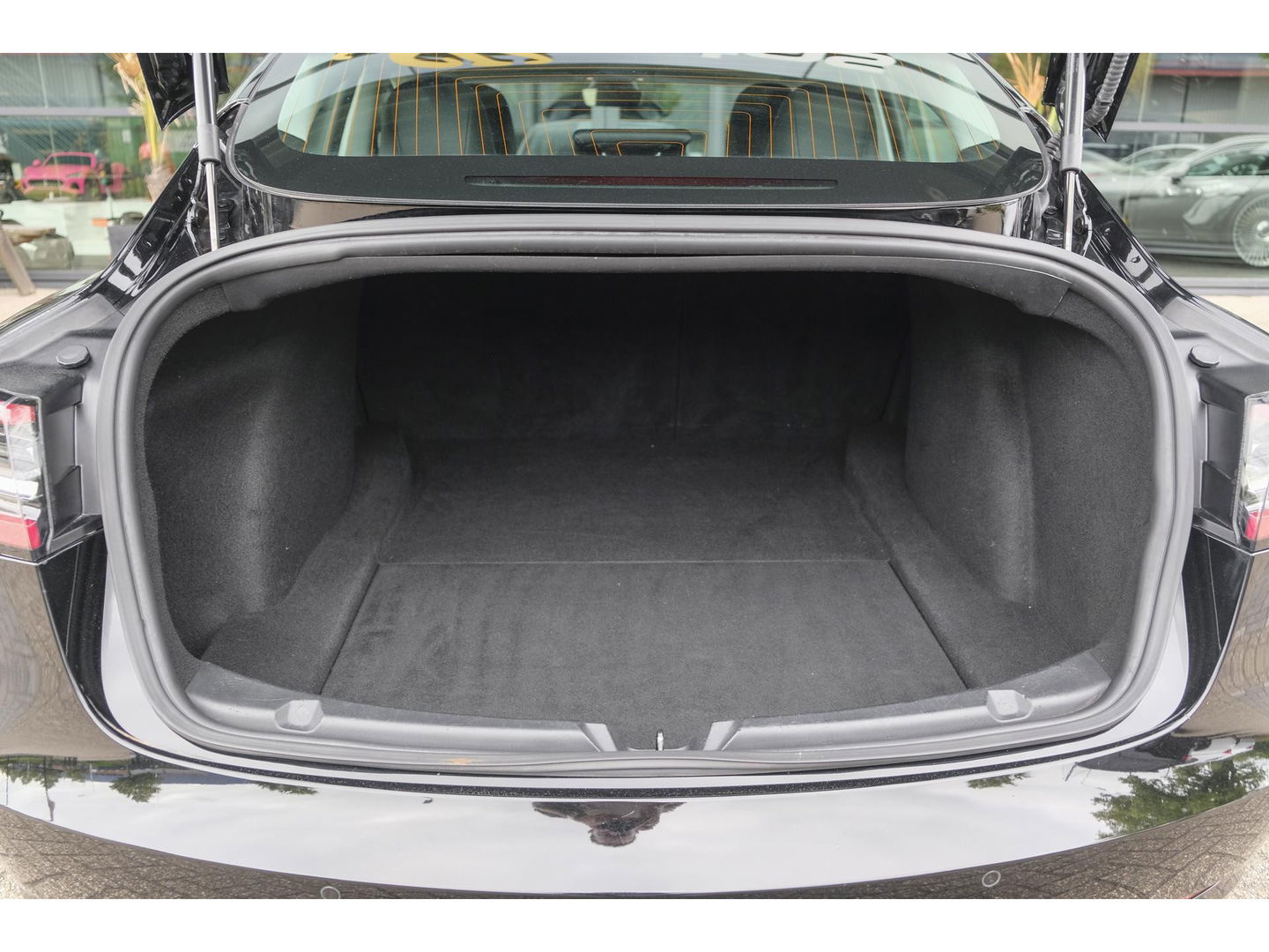 Tesla Model 3 Long Range 350pk AWD 75 kWh Panoramadak NLauto Leder Autopilot