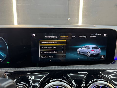 Mercedes-Benz A-Klasse 220 AMG Pano|Keyl|Sfeer|Magno|NL Auto