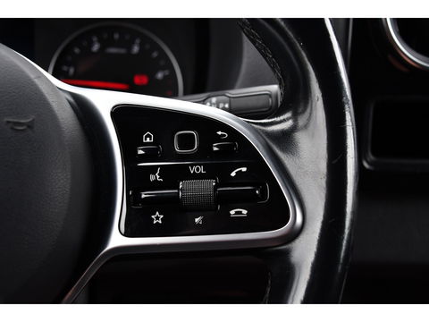 Mercedes-Benz Sprinter 319 V6 3.0 CDI L2H2 Black Edition 360 Camera, Cruise, 3500KG Trekhaak, Carplay, 10,5" Mbux, 190PK, Automaat, LED, Stoelverwarming, Uniek!