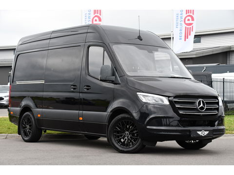 Mercedes-Benz Sprinter 319 V6 3.0 CDI L2H2 Black Edition 360 Camera, Cruise, 3500KG Trekhaak, Carplay, 10,5" Mbux, 190PK, Automaat, LED, Stoelverwarming, Uniek!