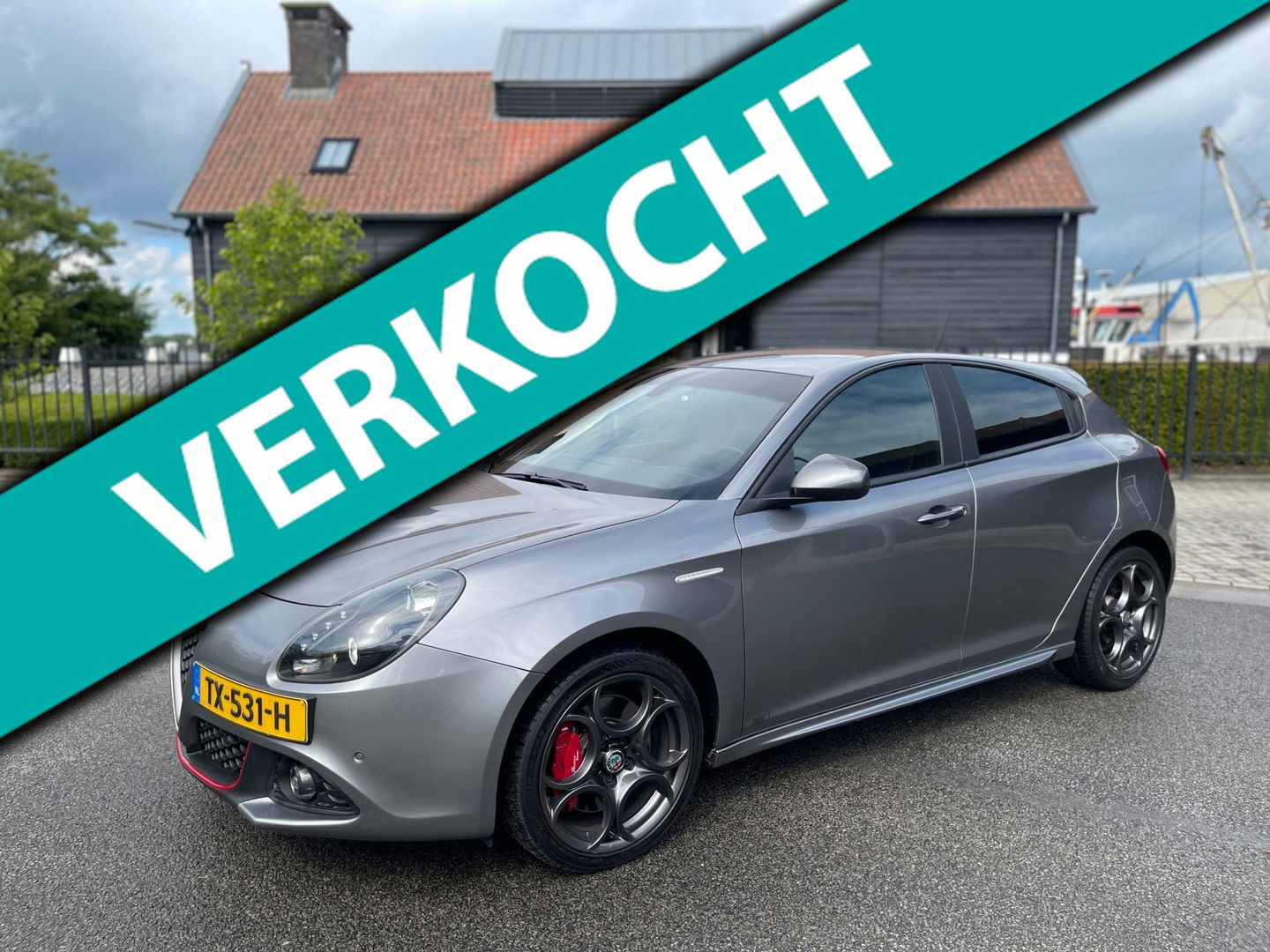 Alfa Romeo Giulietta 1.4 Turbo 170PK MultiAir Super Automaat Leer Navi Led-Xenon