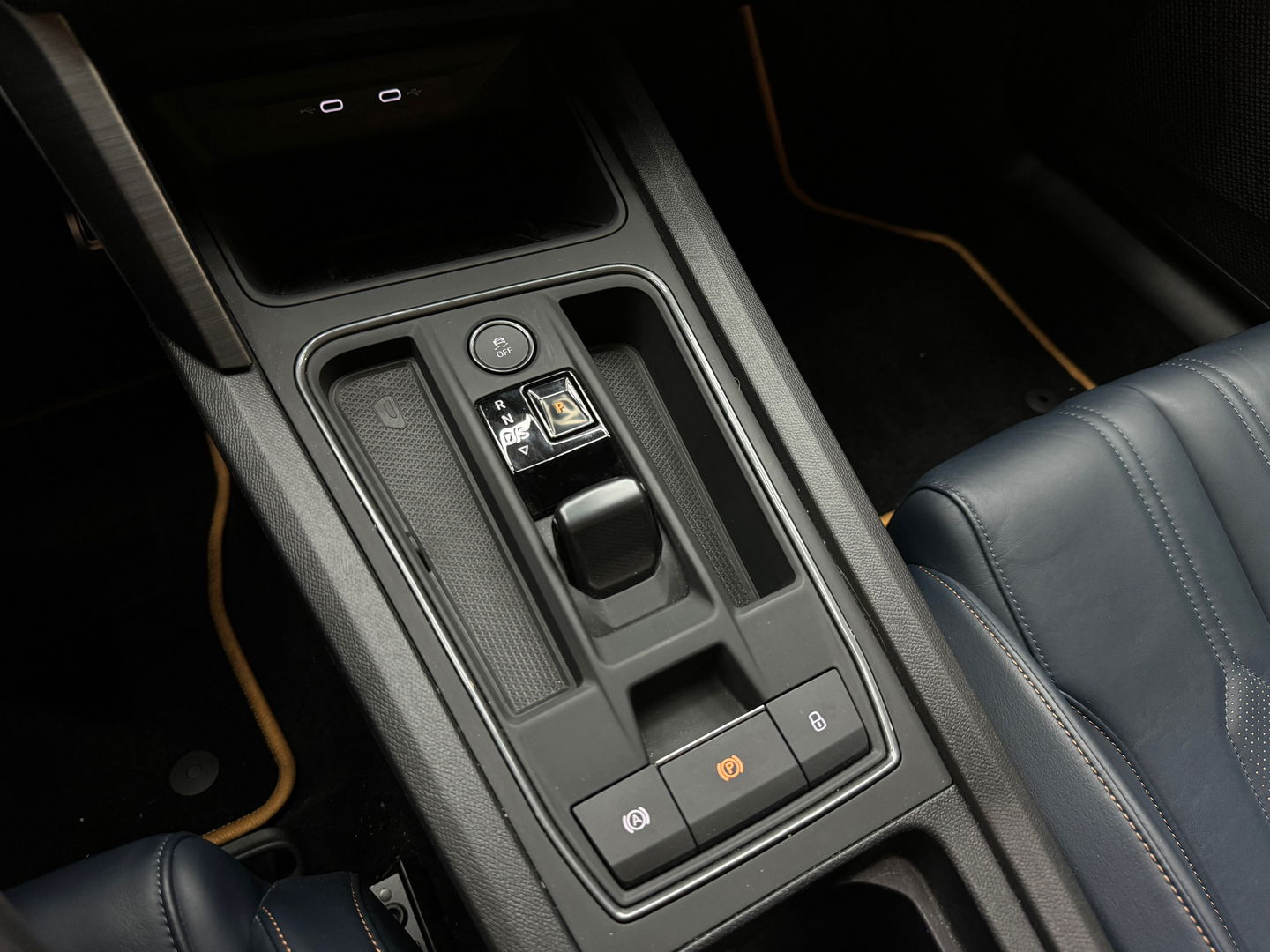 CUPRA Formentor 1.4 e-Hybrid VZ Performance Pano|Sfeer|Trekhaak