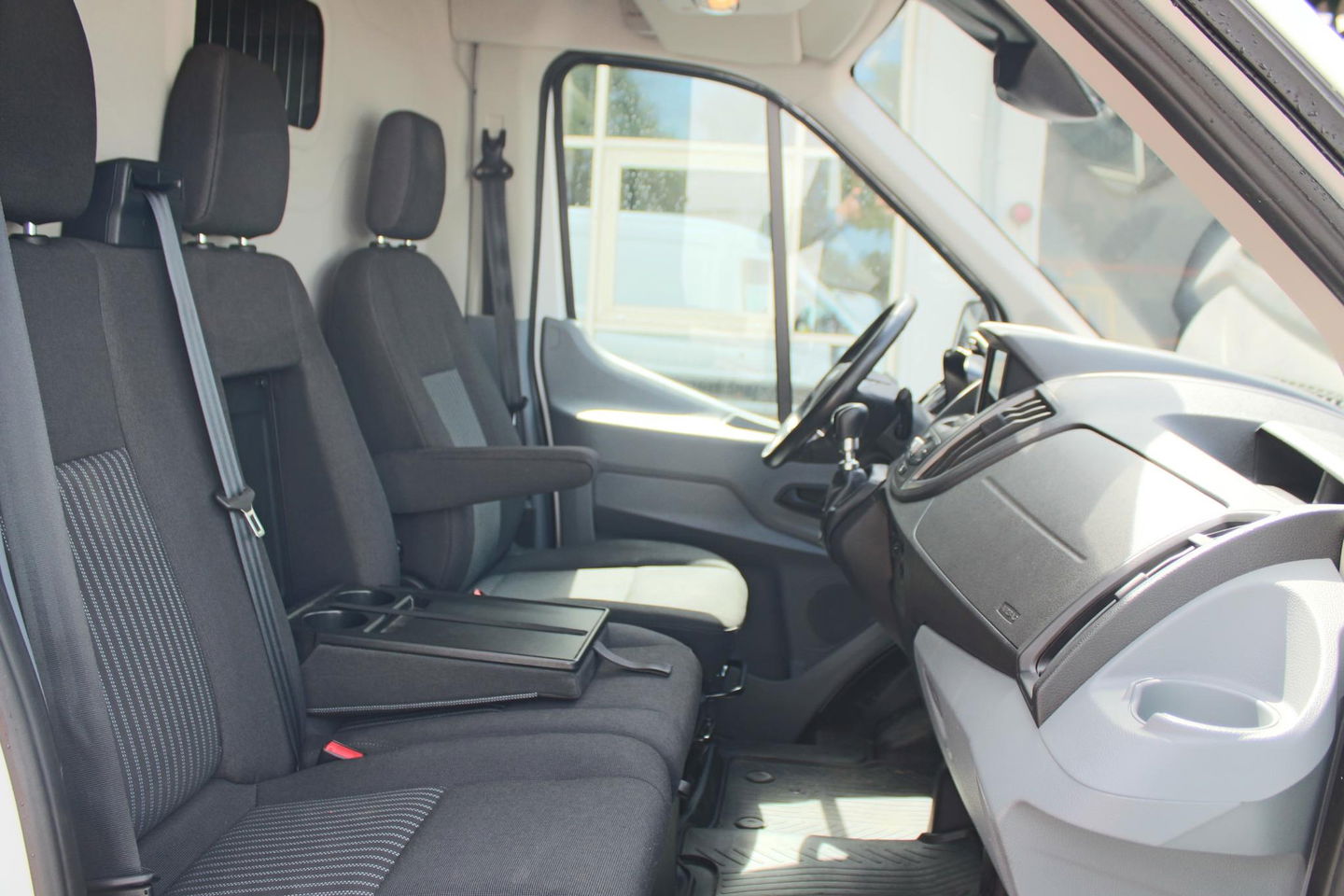 Ford Transit 350 2.0 TDCI L3H2 Trend