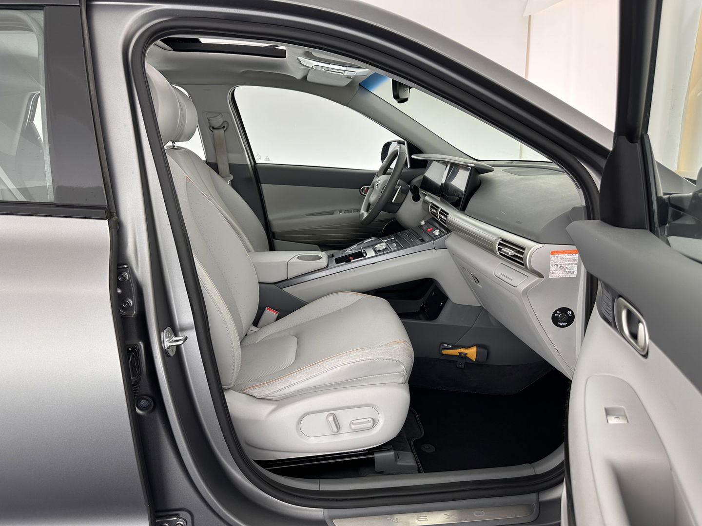 Hyundai NEXO FCEV Plus Pack [ HYDROGENIUM ] (INCL-BTW) (WATERSTOF) *PANO | NAPPA-FULL-LEATHER | NAVI-FULLMAP | ADAPT.CRUISE |  FULL-LED | KEYLESS | DAB |  KRELL-AUDIO | DIGI-WIDESCREEN-COCKPIT | SURROUND-VIEW | SHIFT-PADDLES | COMFORT.