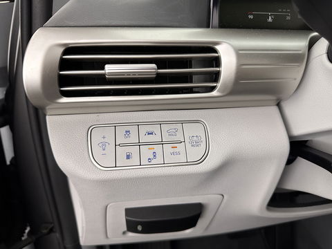 Hyundai NEXO FCEV Plus Pack [ HYDROGENIUM ] (INCL-BTW) (WATERSTOF) *PANO | NAPPA-FULL-LEATHER | NAVI-FULLMAP | ADAPT.CRUISE |  FULL-LED | KEYLESS | DAB |  KRELL-AUDIO | DIGI-WIDESCREEN-COCKPIT | SURROUND-VIEW | SHIFT-PADDLES | COMFORT.