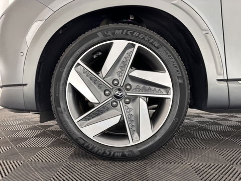 Hyundai NEXO FCEV Plus Pack [ HYDROGENIUM ] (INCL-BTW) (WATERSTOF) *PANO | NAPPA-FULL-LEATHER | NAVI-FULLMAP | ADAPT.CRUISE |  FULL-LED | KEYLESS | DAB |  KRELL-AUDIO | DIGI-WIDESCREEN-COCKPIT | SURROUND-VIEW | SHIFT-PADDLES | COMFORT.