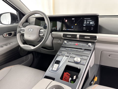 Hyundai NEXO FCEV Plus Pack [ HYDROGENIUM ] (INCL-BTW) (WATERSTOF) *PANO | NAPPA-FULL-LEATHER | NAVI-FULLMAP | ADAPT.CRUISE |  FULL-LED | KEYLESS | DAB |  KRELL-AUDIO | DIGI-WIDESCREEN-COCKPIT | SURROUND-VIEW | SHIFT-PADDLES | COMFORT.