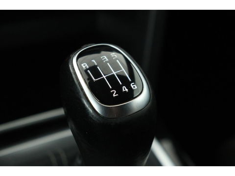 Kia Ceed 1.0 T-GDi GT-Line | Trekhaak | Stoel & stuurverwarming | Camera | Carplay | Park Assist | Navigatie | Keyless | Full LED