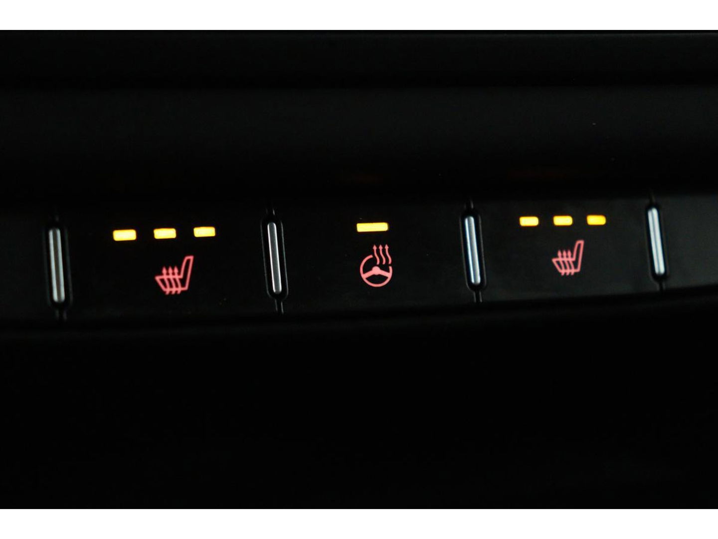 Kia Ceed 1.0 T-GDi GT-Line | Trekhaak | Stoel & stuurverwarming | Camera | Carplay | Park Assist | Navigatie | Keyless | Full LED