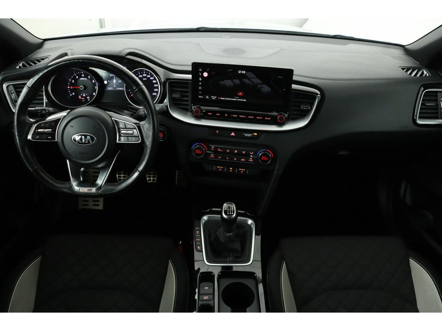 Kia Ceed 1.0 T-GDi GT-Line | Trekhaak | Stoel & stuurverwarming | Camera | Carplay | Park Assist | Navigatie | Keyless | Full LED