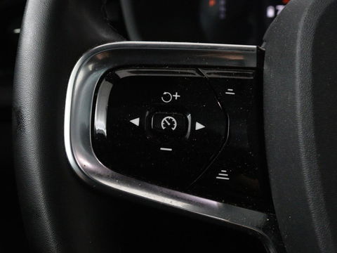 Polestar 2 Long Range Dual Motor Launch Edition 78kWh | Panoramadak | Trekhaak | Stoel & stuurverwarming | 360 camera | Adaptive cruise | Harman/Kardon | Carplay