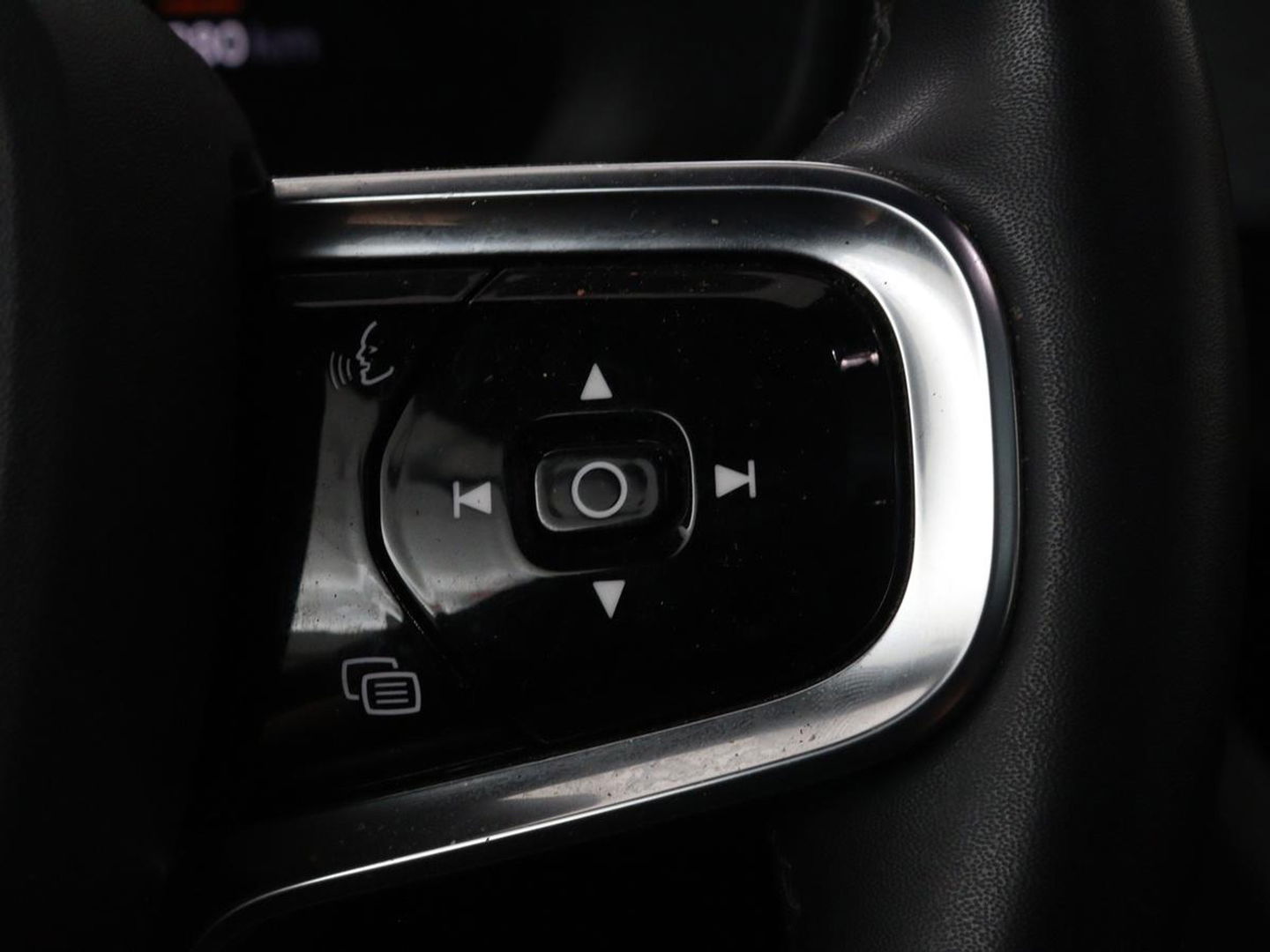 Polestar 2 Long Range Dual Motor Launch Edition 78kWh | Panoramadak | Trekhaak | Stoel & stuurverwarming | 360 camera | Adaptive cruise | Harman/Kardon | Carplay