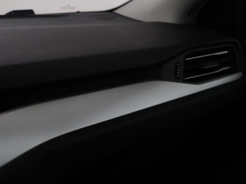 Ford Focus 1.0 EcoBoost Hybrid Trend Edition Business | Camera | Carplay | Full LED | Navigatie | Sportstoelen | Airco | Cruise control | Parkeerhulp | Bluetooth